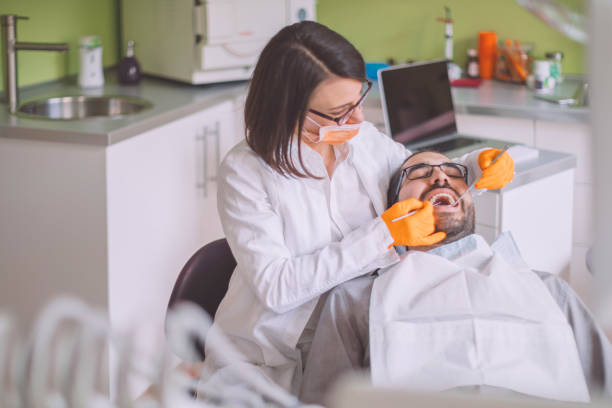 Best Emergency Cosmetic Dentistry (e.g., broken veneers) in La Luz, NM